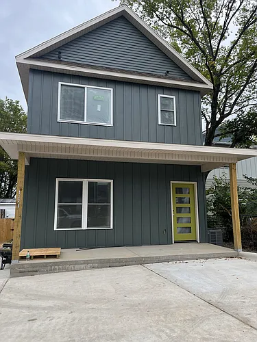 933 N Oakland Ave #B Photo 1