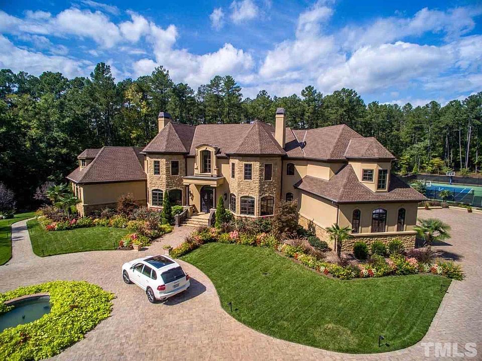 1st image of 65 Royal Sunset Dr