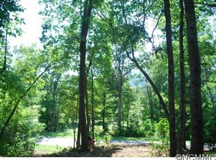 931 Clovertop Ln, Arden, NC 28704