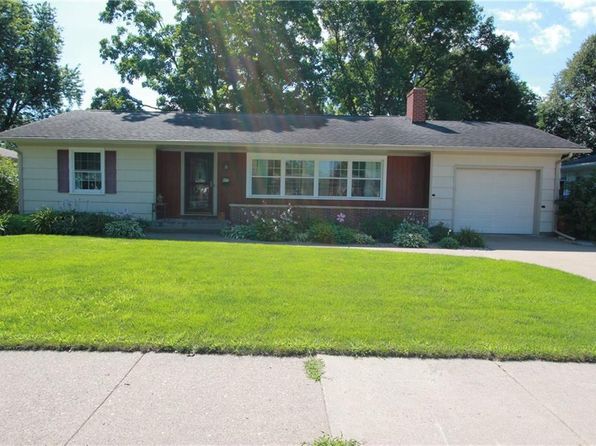 317 E Macarthur Ave