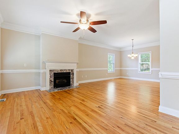 4th image of 117 Glencreek Dr