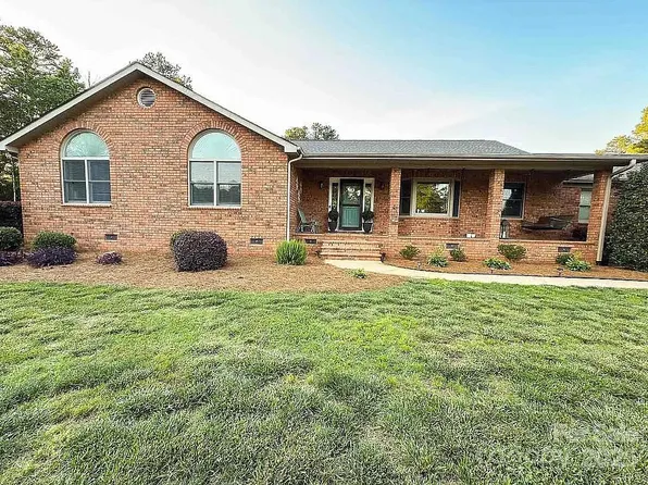 1022 Woodward Rd, Rock Hill, SC 29732