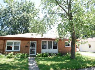 15231 Meadow Ln, Dolton, IL 60419