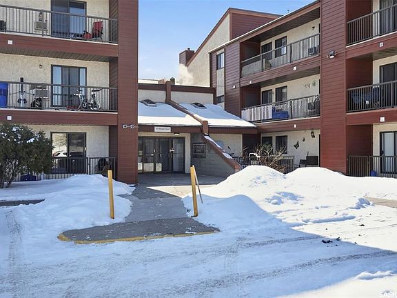 2nd image of UNIT 214-111 Wedge ROAD