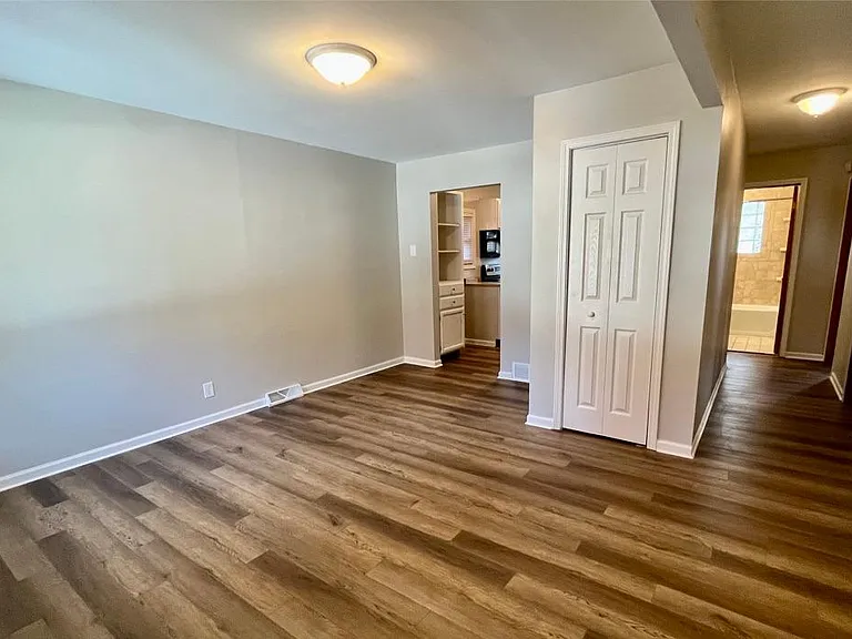 6313 Hamilton St — Photo 21