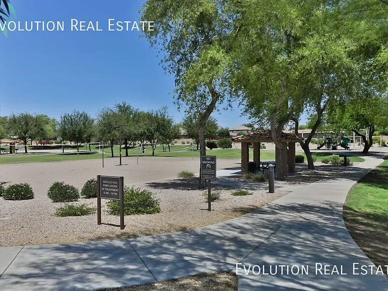 3067 E Palmdale Ln — Photo 27