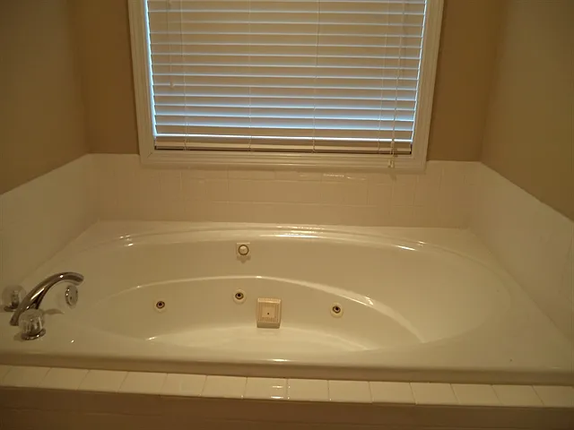 4905 Sunday Silence Dr — Photo 10