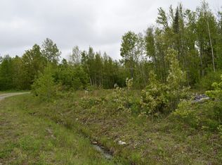 4 Forest Hbr #A, Springfield, ME 04487