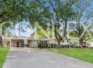 5225 Wayneland Dr, Jackson, MS 39211