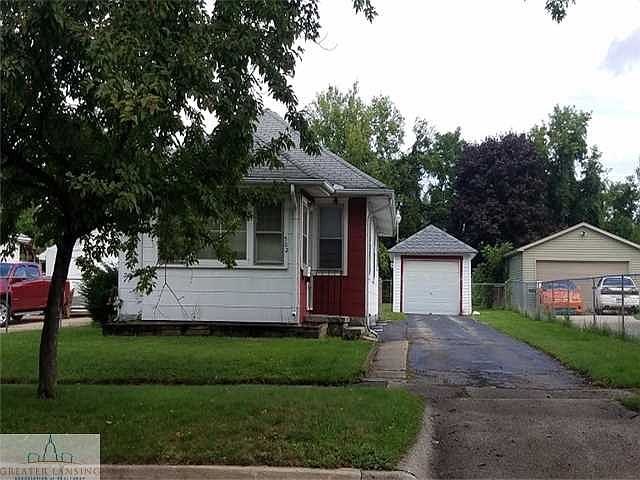 1st image of 302 W Gier St