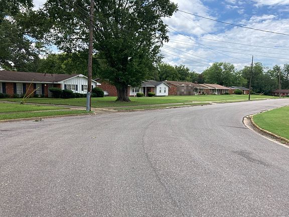 5th image of 1137 Queensbury Dr