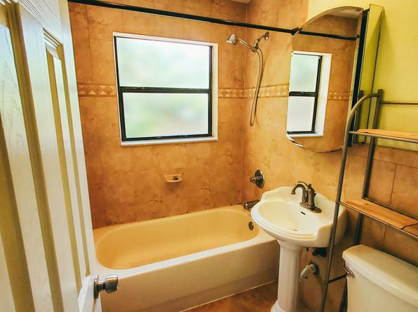 1125 SE 6th Ter #5