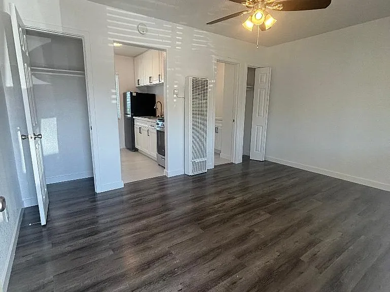 SILVER SPRAY APARTMENTS — Photo 11