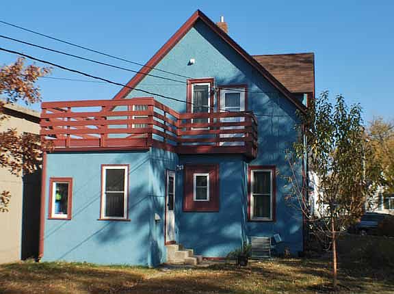 2nd image of 2538 Grand St NE