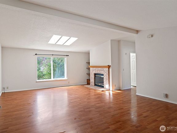 4th image of 12591 NE Douglas Drive
