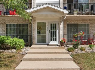 400 Sturdy Rd #2-A, Valparaiso, IN 46383