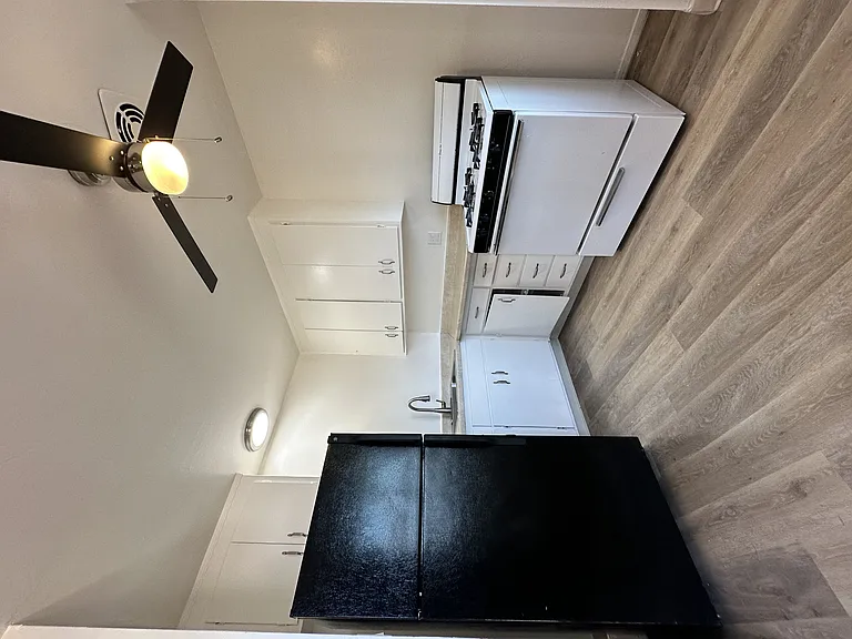5464 Saint Mark Ave — Photo 7