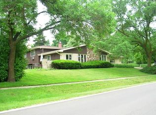 730 Kipling Ct, Roselle, IL