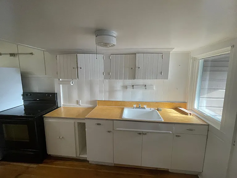 616 SE Mill St #1 — Photo 3
