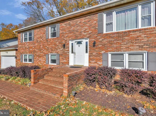 8516 Ridgeline Ter, Waldorf, MD 20603