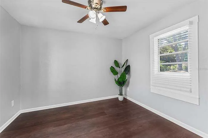 1603 E 33rd Ave — Photo 10