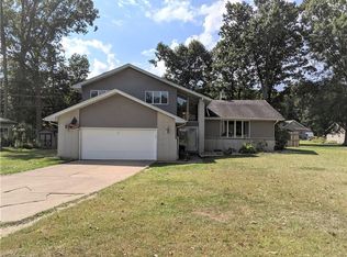 7702 W Parkside Dr, Youngstown, OH 44512