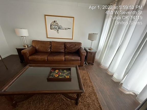 5th image of 450 W 7th St APT 206