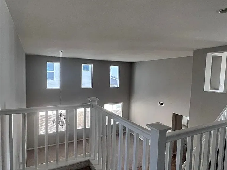 7771 Stonegate Dr — Photo 16