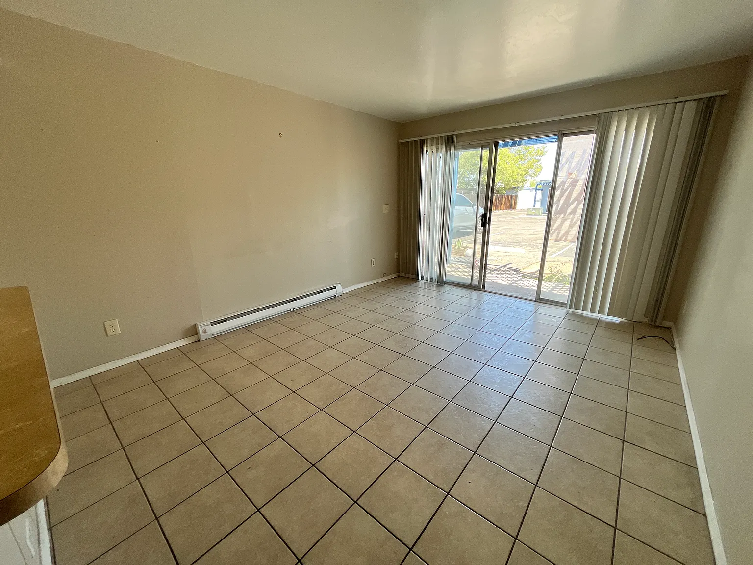Campbell Plaza Garden Apartments — Photo 3