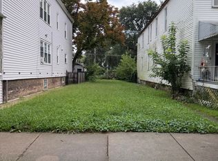 8431 S Brandon Ave, Chicago, IL 60617