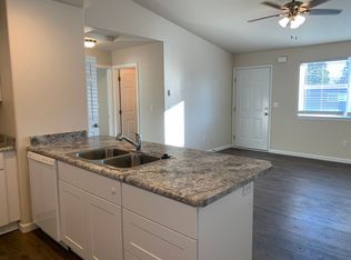 205 Rickenbacker Ave #A, Klamath Falls, OR 97601