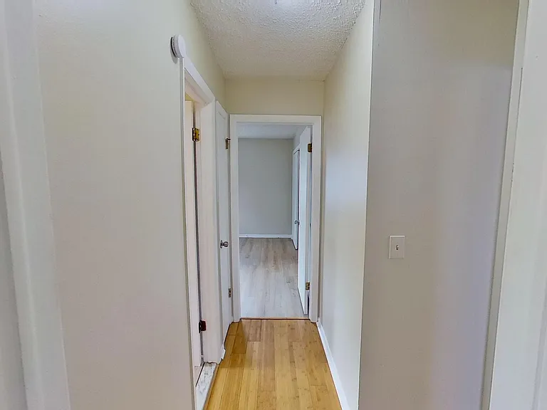 35 Parkwood St #2 — Photo 19