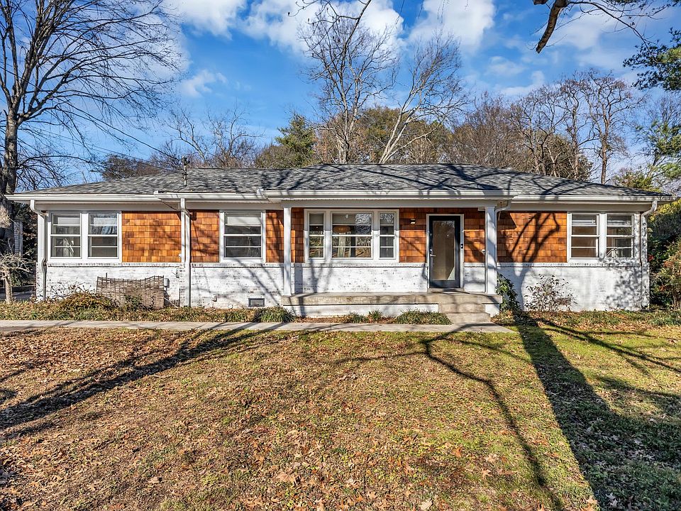 1st image of 416 Barrywood Dr
