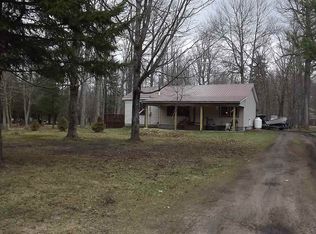 1313 River Rd, Cranberry Lake, NY 12927