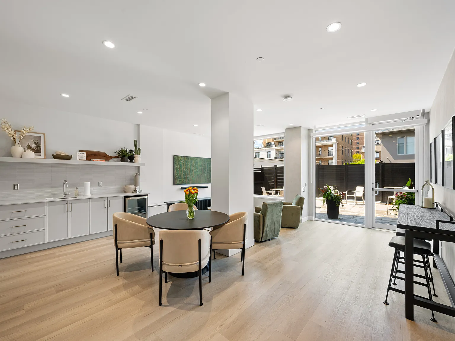 Westmount — Photo 2