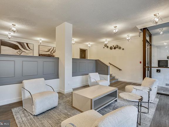 2nd image of 4 Monroe St APT 1101