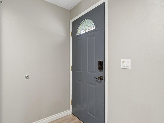 5th image of 8111 NE 27th St