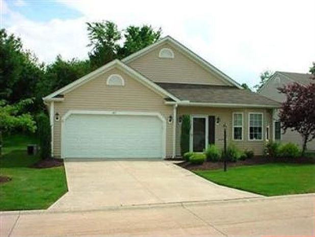 1st image of 483 Rockledge Ln