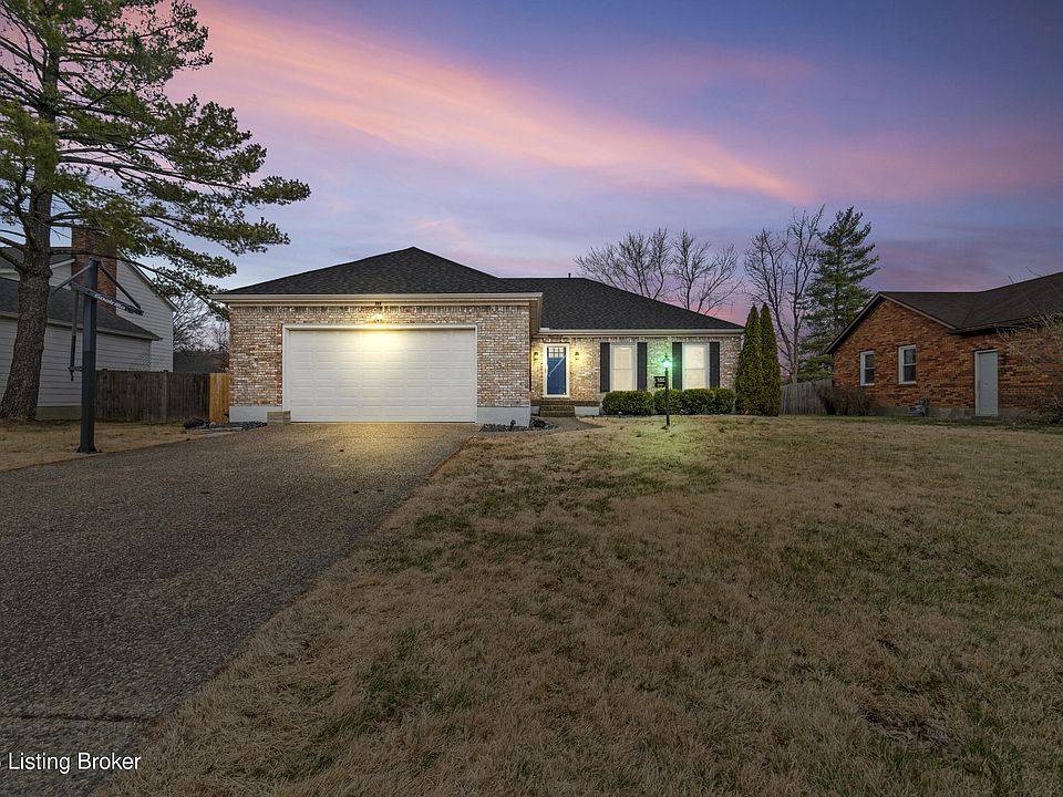 1st image of 307 Chippendale Ct
