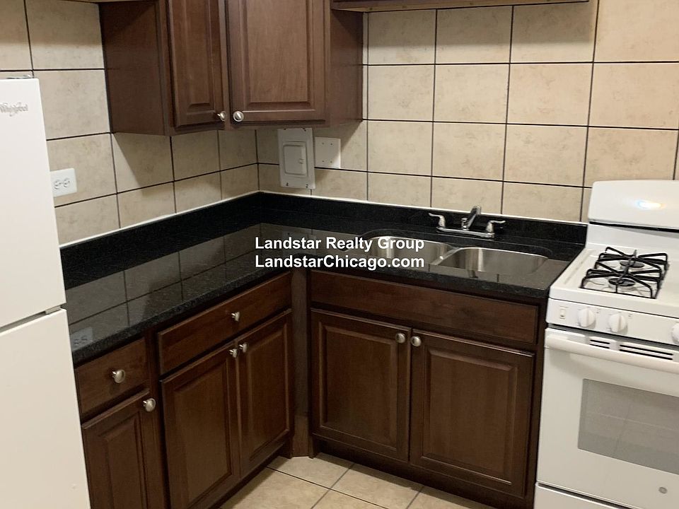 1st image of 1515 W Montrose Ave #320