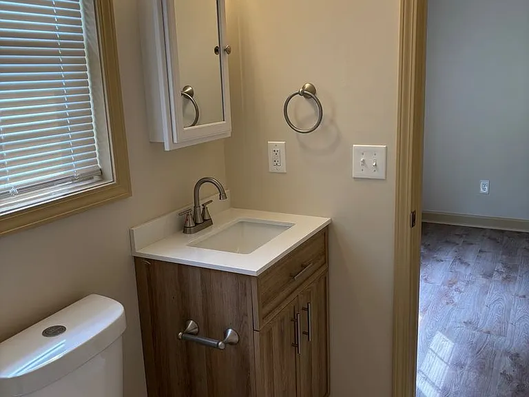 2942 Forest Park Dr — Photo 14