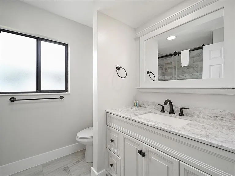 2 Cedar Ct — Photo 23
