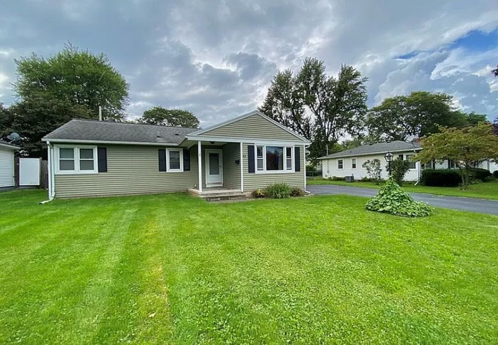 33 Merrydale Dr - Property Image