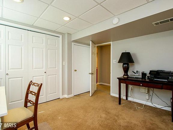 4th image of 1504 Branchwood Ter