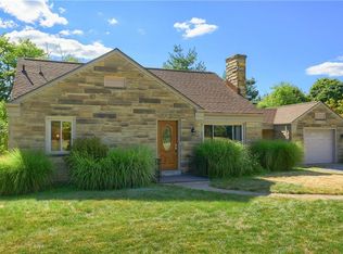 2825 Wynnland Rd, Glenshaw, PA 15116