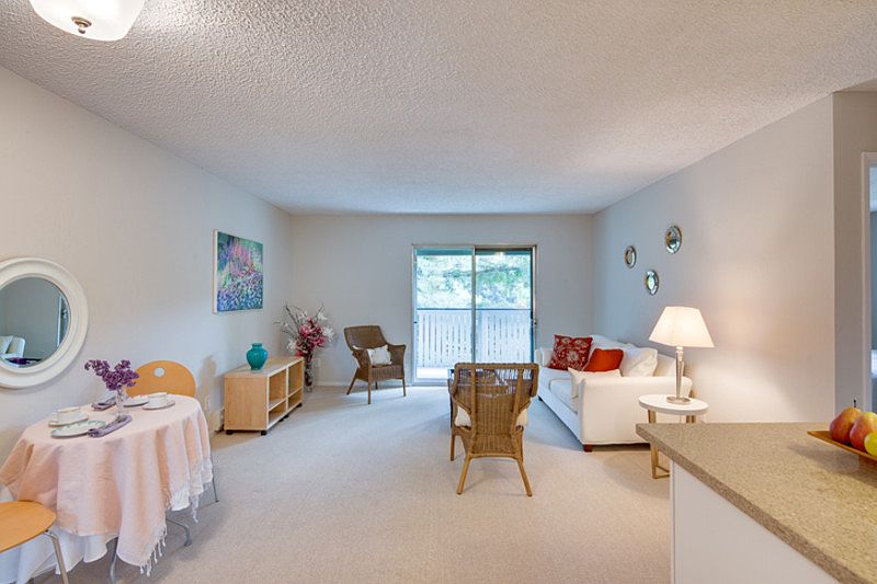 1st image of 401 Piccadilly Pl APT 20