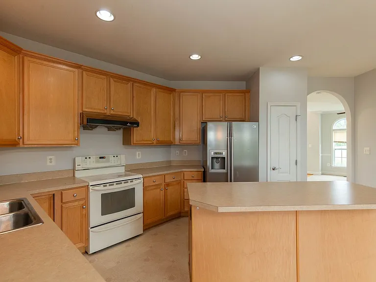 391 Sheerer Dr — Photo 24