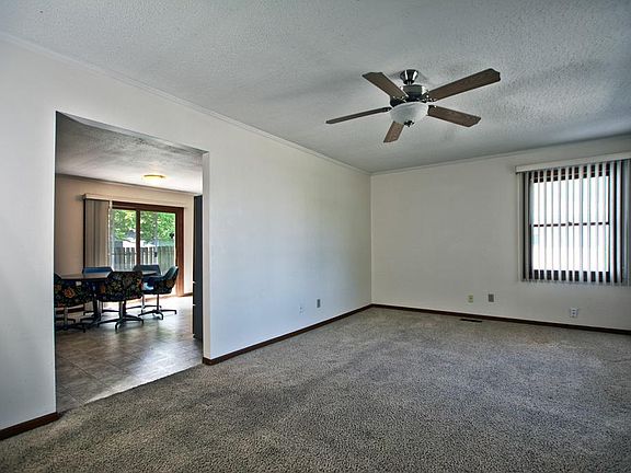 3rd image of 1611 Grant St