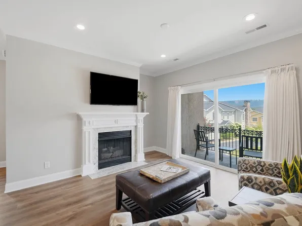 105 Renaissance Ct, Chattanooga, TN 37419