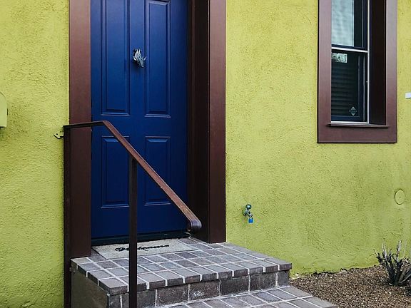 3rd image of 841 S Meyer Ave
